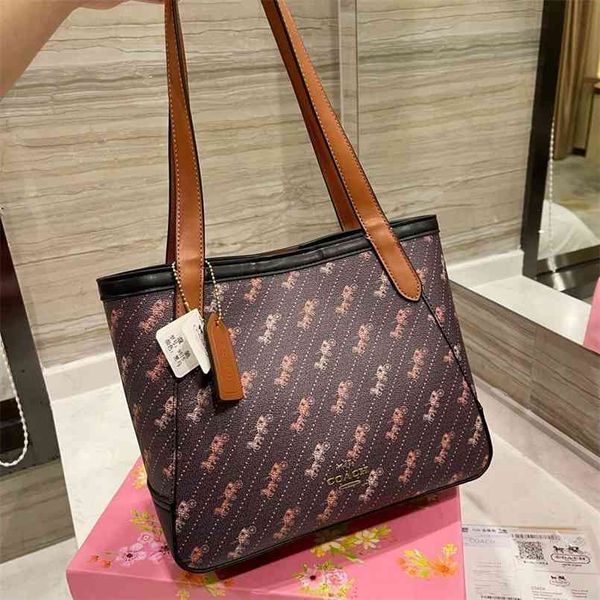 factory 2021 bag shopping printed women's fashion one shoulder portable bag luxuryss designerss yw
factory 2021 bag shopping printed women's fashion one shoulder portable bag luxuryss designerss yw