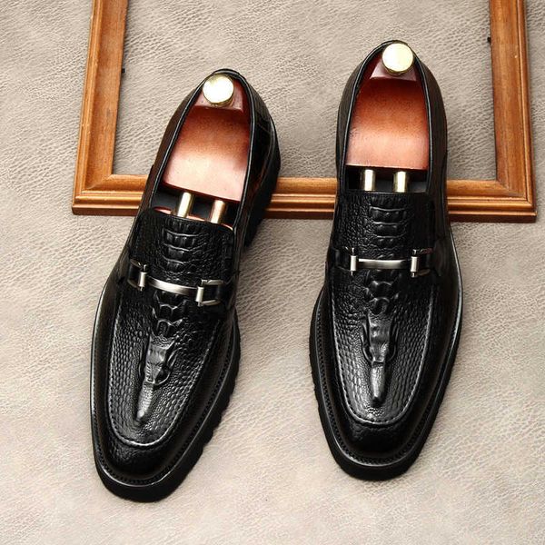 trendy men's single sho, thick soled, raised, embossed leather, comfortable soft leather surface, small 36
trendy men's single sho, thick soled, raised, embossed leather, comfortable soft leather surface, small 36
