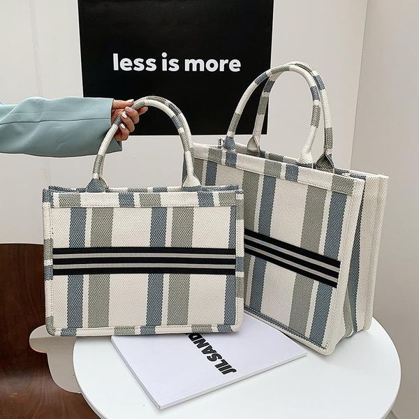 evening bags 2021 fashion large capacity striped ladies leisure travel single shoulder women commuter tote bag handbags luxury designer
evening bags 2021 fashion large capacity striped ladies leisure travel single shoulder women commuter tote bag handbags luxury designer