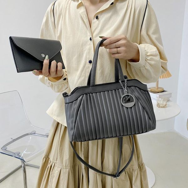 evening bags handbag and purse vintage luxury large business totes dress shoulder for women 2021 soft crossbody bag wallet
evening bags handbag and purse vintage luxury large business totes dress shoulder for women 2021 soft crossbody bag wallet