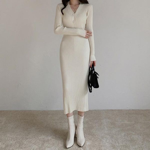 casual dresses 2021 spring knitting women v-neck long-sleeved solid slim elastic knee-length lady elegant clothing quality, Black;gray
casual dresses 2021 spring knitting women v-neck long-sleeved solid slim elastic knee-length lady elegant clothing quality, Black;gray