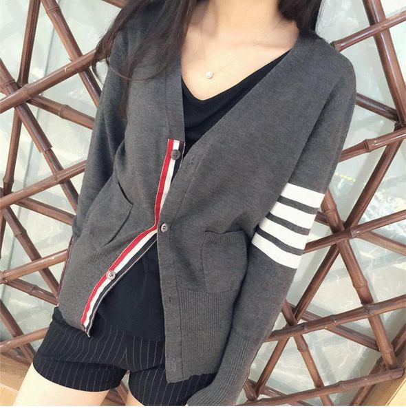 tb same model t-shirt female sweater cardigan version small coat long sleeve short t-shirt, White;black
tb same model t-shirt female sweater cardigan version small coat long sleeve short t-shirt, White;black