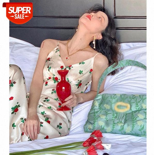 french retro female rose print dress v-neck open back slim suspender skirt cross-border #o03l, Black;gray
french retro female rose print dress v-neck open back slim suspender skirt cross-border #o03l, Black;gray