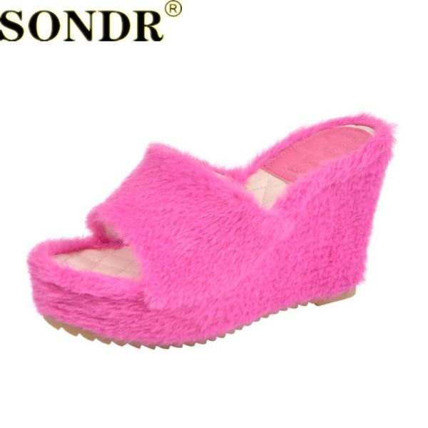 slippers 2021 winter faux fur home fluffy women slides fashion wedges high-heel woman flip flops ins ready sale, Black
slippers 2021 winter faux fur home fluffy women slides fashion wedges high-heel woman flip flops ins ready sale, Black