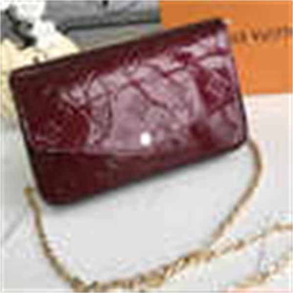 body brand designer shoulder luxury m61276 cross patent leather bags cowhide embossed bag wallet long totes handbags iconic handles clut
body brand designer shoulder luxury m61276 cross patent leather bags cowhide embossed bag wallet long totes handbags iconic handles clut