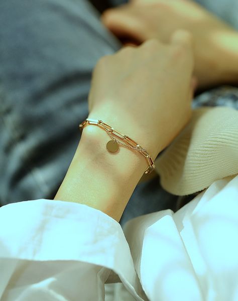 fashion charming design korean smiling face titanium stainless steel bracelet light luxury double bracelet long box chain jewelry, Black
fashion charming design korean smiling face titanium stainless steel bracelet light luxury double bracelet long box chain jewelry, Black