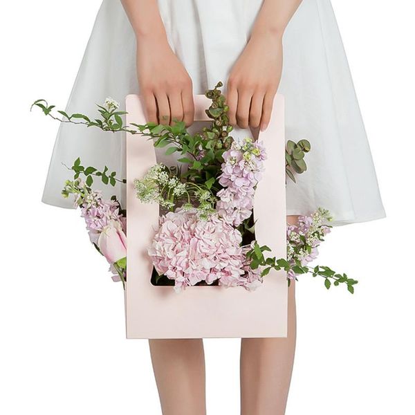 valentine's day presents box bouquet paper portable flower for wedding gift bag wrapping party festival boxes wrap
valentine's day presents box bouquet paper portable flower for wedding gift bag wrapping party festival boxes wrap