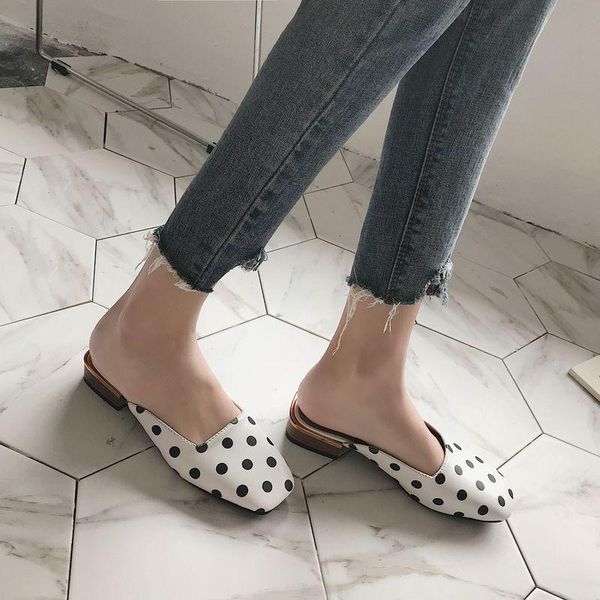 slippers 2021 summer style square head low heel single shoes wave point wild breathable womens sandals female, Black
slippers 2021 summer style square head low heel single shoes wave point wild breathable womens sandals female, Black