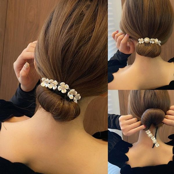 hair accessories faux pearl shell flower magic bun maker headdress simple minimalist diy hairstyle tool twist headbad curler
hair accessories faux pearl shell flower magic bun maker headdress simple minimalist diy hairstyle tool twist headbad curler