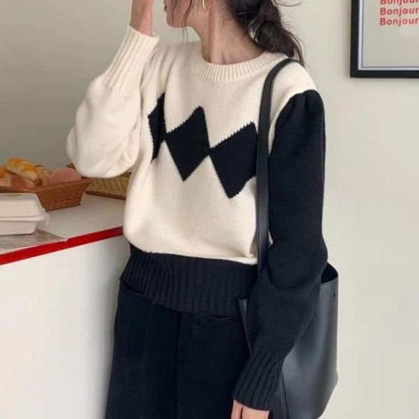 women's sweaters retro lozenge knitting womens sweater autumn winter 2021 korean fashion color contrast long sleeve pullover, White;black
women's sweaters retro lozenge knitting womens sweater autumn winter 2021 korean fashion color contrast long sleeve pullover, White;black