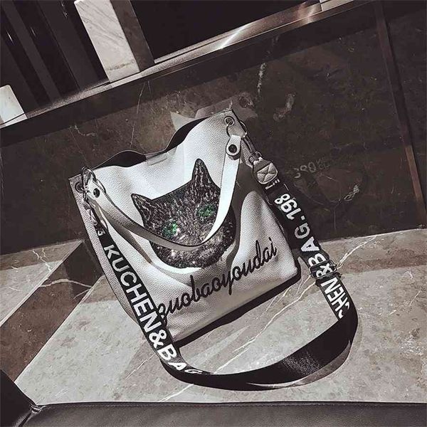 summer big female 2021 new fashion portable large capacity tote casual versatile one shoulder slant span bag
summer big female 2021 new fashion portable large capacity tote casual versatile one shoulder slant span bag