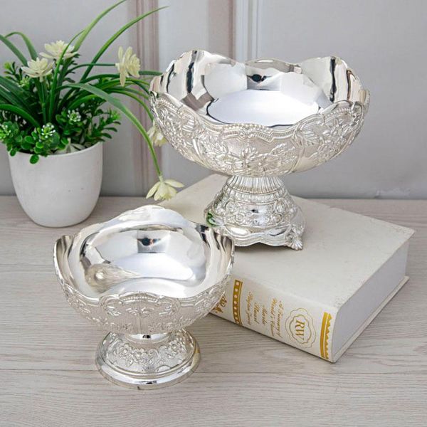 storage baskets living room coffee table ornament metal high-grade creative fruit plate european-style high-footed silver bowl pot
storage baskets living room coffee table ornament metal high-grade creative fruit plate european-style high-footed silver bowl pot