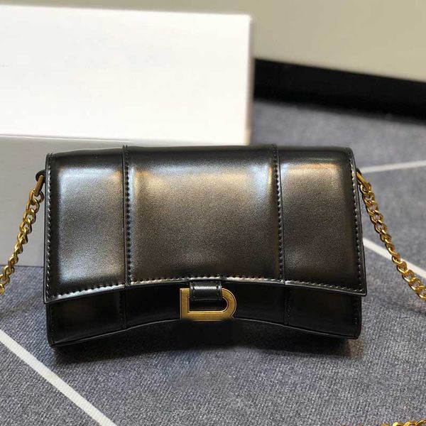 ladies shoulder bag designer messenger chain bags women pure color handbag fashion classic brand travel holiday party coin purse wallet
ladies shoulder bag designer messenger chain bags women pure color handbag fashion classic brand travel holiday party coin purse wallet