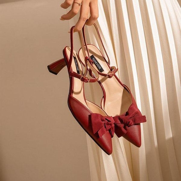 sandals pointed bow knot baotou summer 2021 word with french temperament mid-heel comfortable high heel women, Black
sandals pointed bow knot baotou summer 2021 word with french temperament mid-heel comfortable high heel women, Black