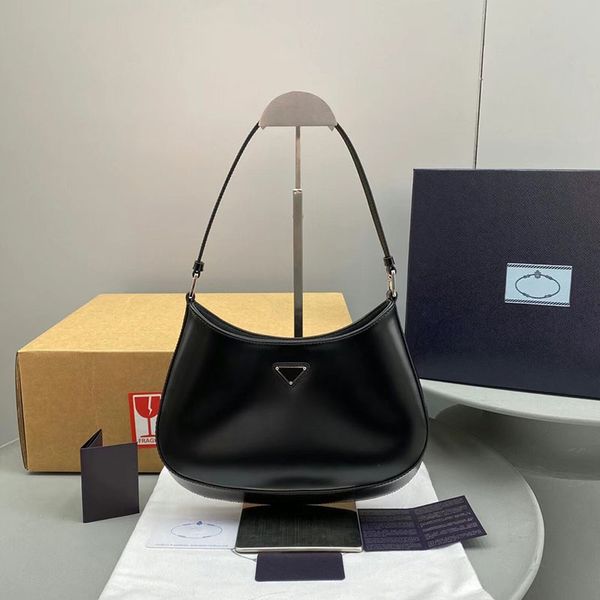 fashion designer women's handbag under the arm luxury shoulder bag classic nylon handbag agd
fashion designer women's handbag under the arm luxury shoulder bag classic nylon handbag agd