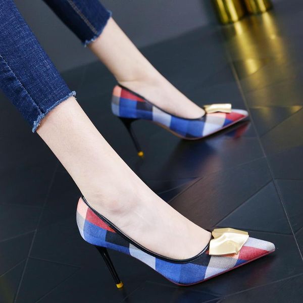 pointed lattice stiletto heels ladies autumn fashion shallow mouth wild single shoes tide dress, Black
pointed lattice stiletto heels ladies autumn fashion shallow mouth wild single shoes tide dress, Black