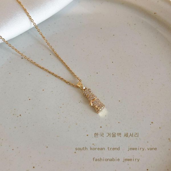 pendant necklaces fashion micro inlaid zircon bamboo gold-plated titanium steel necklace female light luxury personality choker chain, Silver
pendant necklaces fashion micro inlaid zircon bamboo gold-plated titanium steel necklace female light luxury personality choker chain, Silver