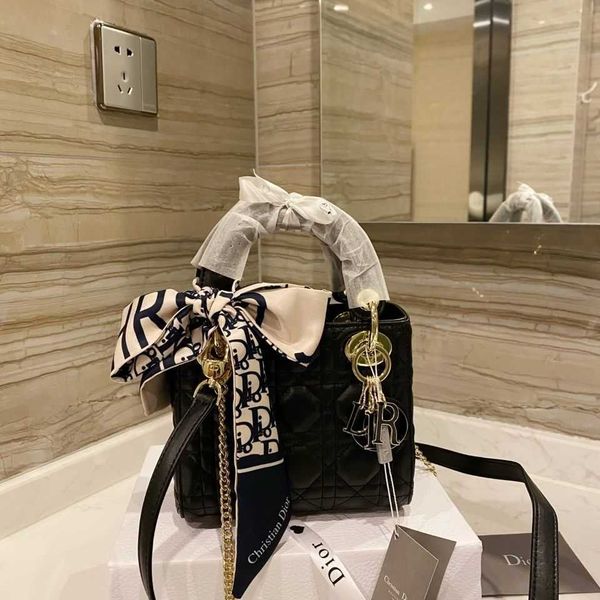 outlet casual and iorce han-hel fashionable slung one shouler women's leather princess b oi luxuryss yw
outlet casual and iorce han-hel fashionable slung one shouler women's leather princess b oi luxuryss yw