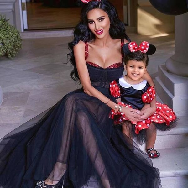 casual dresses women square collar sleeveless waist patchwork mesh pleated celebrity fashion party dress 0jus, Black;gray
casual dresses women square collar sleeveless waist patchwork mesh pleated celebrity fashion party dress 0jus, Black;gray