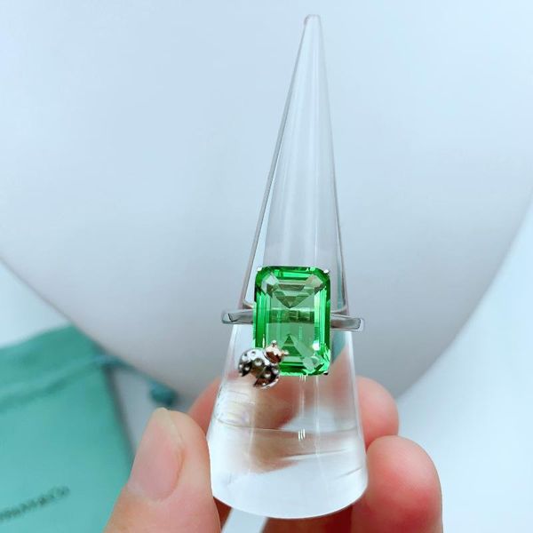 cluster rings fashion green 925 sterling silver for women logo big zircon square bug wedding engagement ring high end luxury jewelry, Golden;silver
cluster rings fashion green 925 sterling silver for women logo big zircon square bug wedding engagement ring high end luxury jewelry, Golden;silver