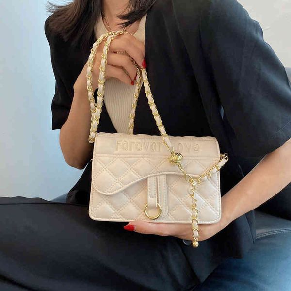 2022 factory outlet single shoulder messenger bag women's korean version atmospheric simple small square bag embroidered wire rhombic l
2022 factory outlet single shoulder messenger bag women's korean version atmospheric simple small square bag embroidered wire rhombic l