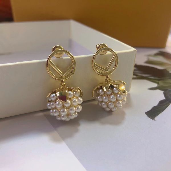 new fashion charm pearl stud earrings aretes for women party wedding lovers gift jewelry engagement with box nrj, Golden
new fashion charm pearl stud earrings aretes for women party wedding lovers gift jewelry engagement with box nrj, Golden