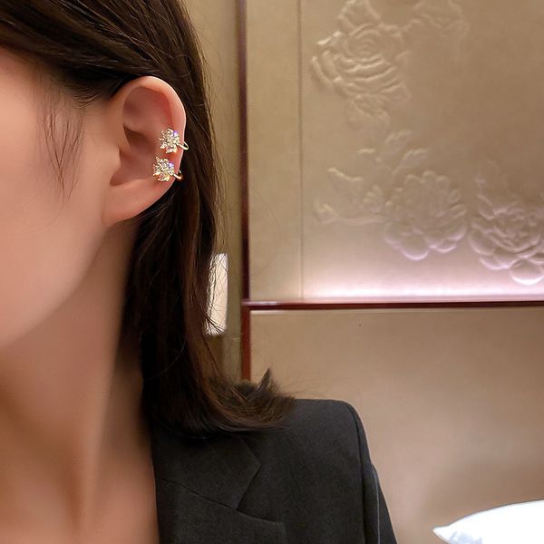 south designer east gate four petal flower cool wind no hole net red simple ear clip fashion earrings, Golden;silver
south designer east gate four petal flower cool wind no hole net red simple ear clip fashion earrings, Golden;silver