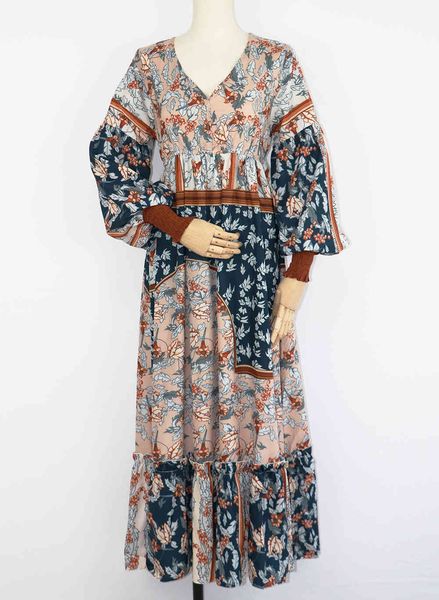 a line printed spring bohemian long sleeve vintage ethnic maxi chiffon runway floral printing irregular retro women, Black;gray
a line printed spring bohemian long sleeve vintage ethnic maxi chiffon runway floral printing irregular retro women, Black;gray