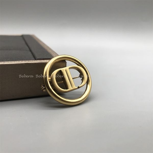 75%off outlet new style old letter brooch family simple small fragrance hollow metal pin, Gray
75%off outlet new style old letter brooch family simple small fragrance hollow metal pin, Gray