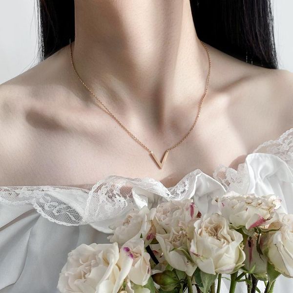pendant necklaces contracted light much wind v titanium steel clavicle stainless rose gold necklace jewelry female fashion chain letters, Silver
pendant necklaces contracted light much wind v titanium steel clavicle stainless rose gold necklace jewelry female fashion chain letters, Silver