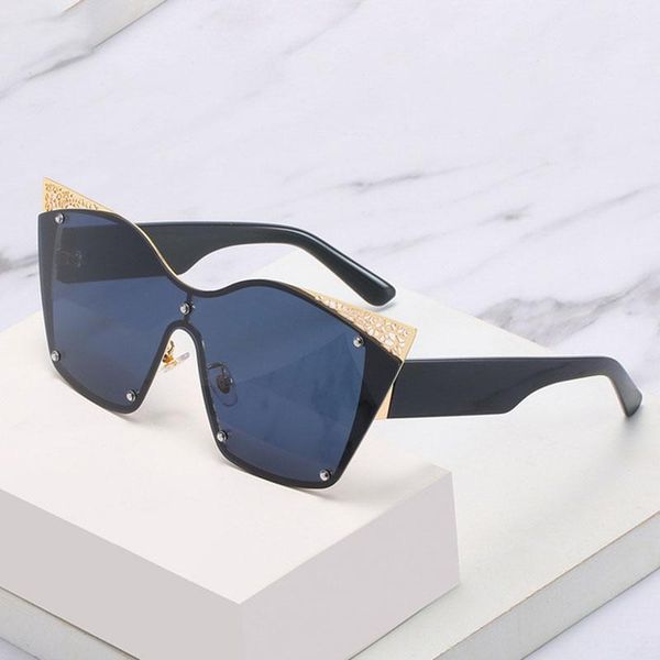 outdoor eyewear 2021 fashion brand designer cateye sunglasses women vintage metal sun glasses gradient lunette de soleil femme uv400
outdoor eyewear 2021 fashion brand designer cateye sunglasses women vintage metal sun glasses gradient lunette de soleil femme uv400