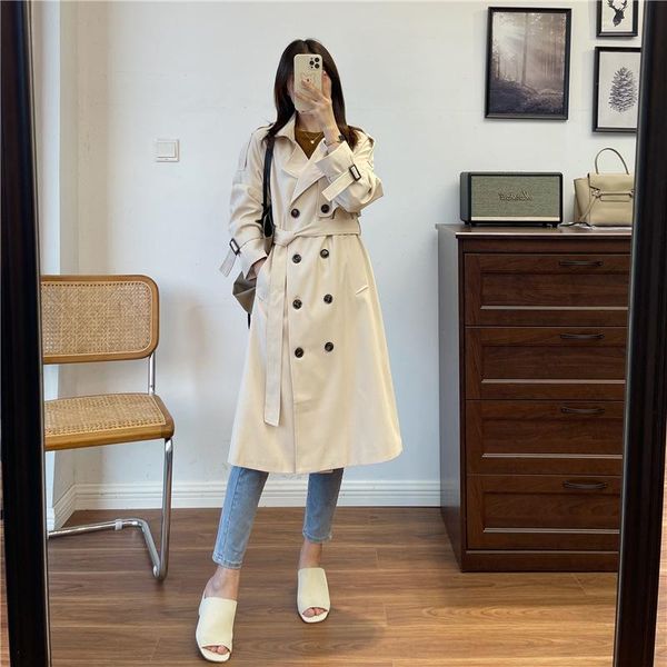 women's trench coats 2021 british style double breasted temperament big lapel women fashion, Tan;black
women's trench coats 2021 british style double breasted temperament big lapel women fashion, Tan;black
