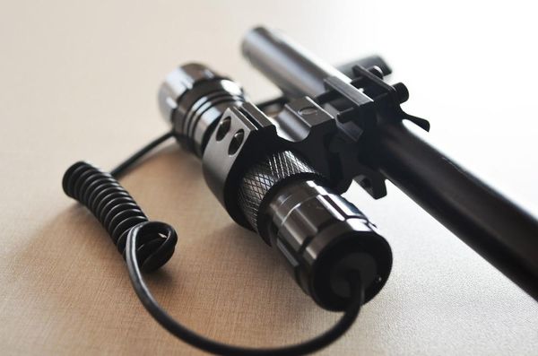 green light led tactical 1-mode sgun rifle hunting torch +rail mount & pressure switch &battery flashlights torches
green light led tactical 1-mode sgun rifle hunting torch +rail mount & pressure switch &battery flashlights torches