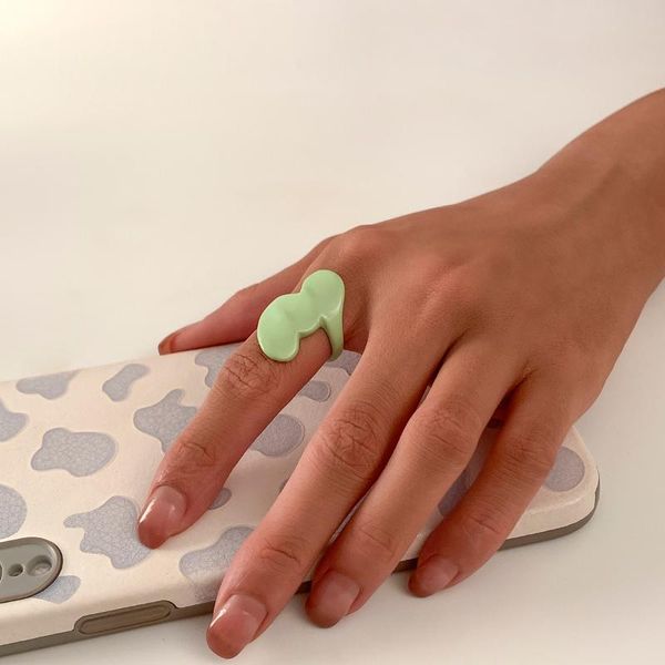 cluster rings ingemark 2021 kpop fashion open green color irregular geometric ring summer acrylic finger for women jewelry party gift, Golden;silver
cluster rings ingemark 2021 kpop fashion open green color irregular geometric ring summer acrylic finger for women jewelry party gift, Golden;silver