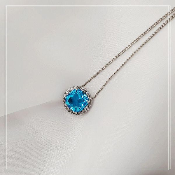 Pendant Necklaces Simple Temperament High Fashion Multi-faceted Copper Set With Blue Square Zircon Light Luxury Necklace, Silver
Pendant Necklaces Simple Temperament High Fashion Multi-faceted Copper Set With Blue Square Zircon Light Luxury Necklace, Silver