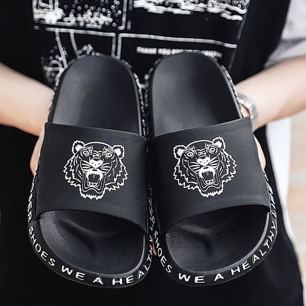2021 mens fashion sandals slipper summer tiger print wide flat slippers indoor flip flop size eur39-45, Black
2021 mens fashion sandals slipper summer tiger print wide flat slippers indoor flip flop size eur39-45, Black