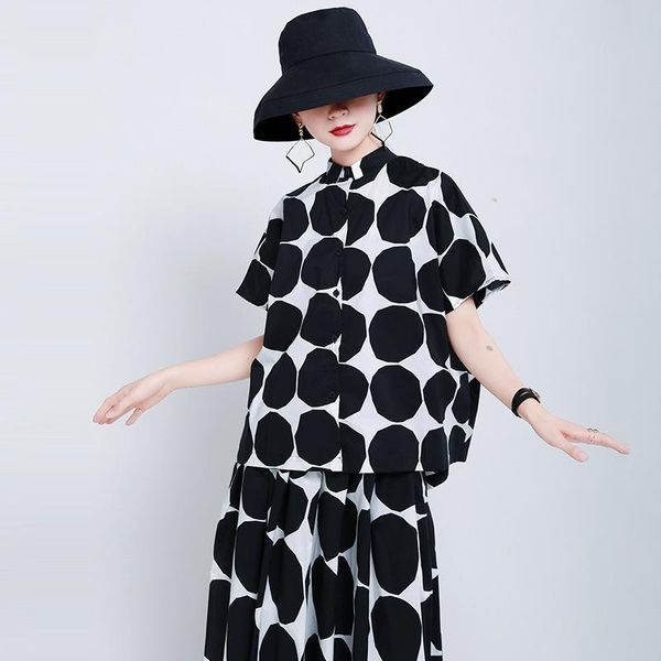 women's polos dark wind mini lapel black and white dots layered backless tailoring short-sleeved shirt women goth
women's polos dark wind mini lapel black and white dots layered backless tailoring short-sleeved shirt women goth