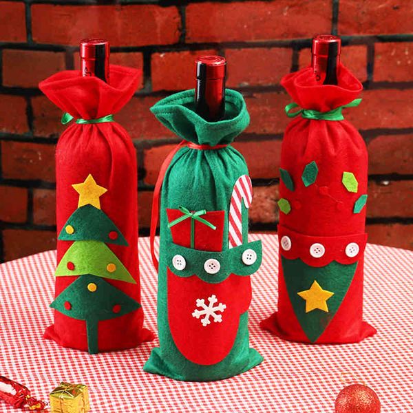 christmas new red wine bag day decoration gift bottle set furniture table bottle 
christmas new red wine bag day decoration gift bottle set furniture table bottle