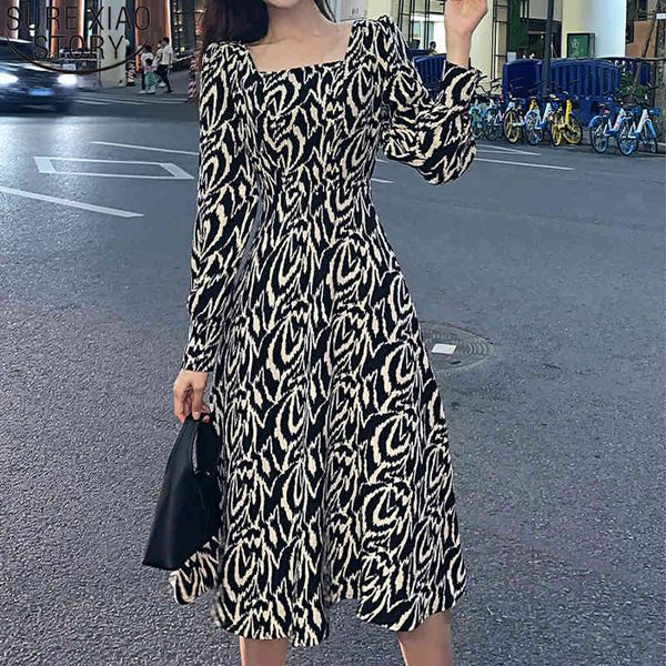 autumn and winter dresses women vintage floral french style square collar black temperament bottoming dress 13080 210417, Black;gray
autumn and winter dresses women vintage floral french style square collar black temperament bottoming dress 13080 210417, Black;gray