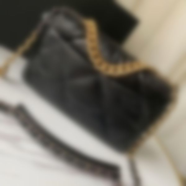designer women handbags crossbody bag with gold metal ladies shoulder bags leather plaid fashion
designer women handbags crossbody bag with gold metal ladies shoulder bags leather plaid fashion