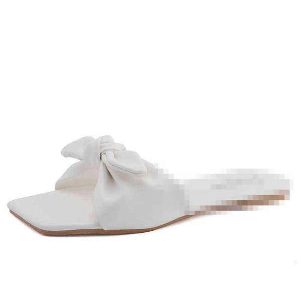 korean version simple summer bow soft sole comfortable square head flat sole wearing sandals women's shoes, Black
korean version simple summer bow soft sole comfortable square head flat sole wearing sandals women's shoes, Black