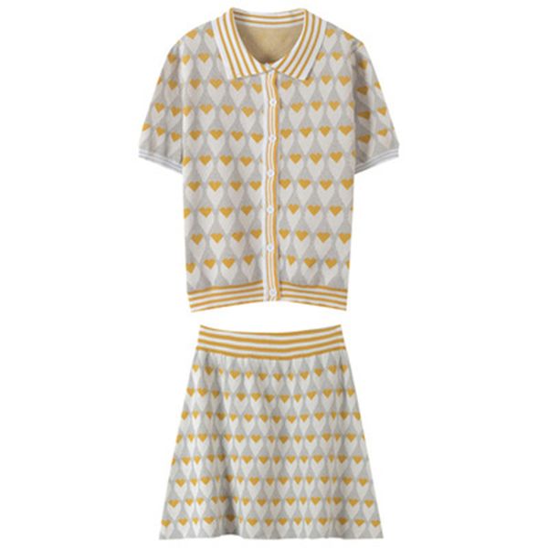 yellow green turn down collar button short sleeve knitted mini skirt heart set women 2 two pieces elegant chic t0089 210514, White
yellow green turn down collar button short sleeve knitted mini skirt heart set women 2 two pieces elegant chic t0089 210514, White