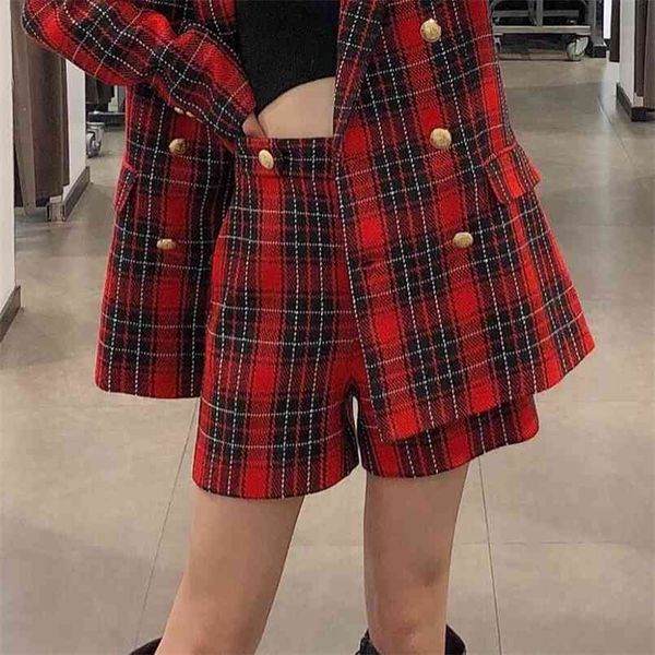 spring and autumn women's casual plaid button decoration loose shorts 210430, White;black
spring and autumn women's casual plaid button decoration loose shorts 210430, White;black