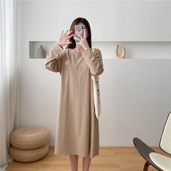 selling long sleeve autumn dress for feeding o-neck solid color embroidered daisy breastfeeding clothes 9104, White
selling long sleeve autumn dress for feeding o-neck solid color embroidered daisy breastfeeding clothes 9104, White