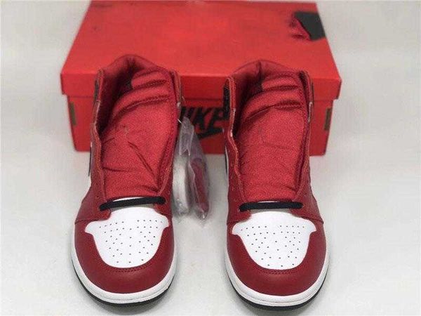 2021 released authentic 1 high og wmns satin snake gym red/white-black men women athletic shoes sports sneakers with box cd0461-601, White;red
2021 released authentic 1 high og wmns satin snake gym red/white-black men women athletic shoes sports sneakers with box cd0461-601, White;red