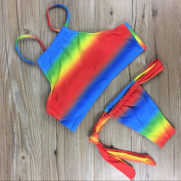style color matching and printing turtleneck bikini swimsuit women's swimwear, White;black
style color matching and printing turtleneck bikini swimsuit women's swimwear, White;black
