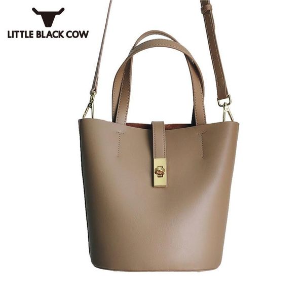 evening bags 2021 bucket bag womens armpit design fashion shoulder casual handbag vintage crossbody korean style female
evening bags 2021 bucket bag womens armpit design fashion shoulder casual handbag vintage crossbody korean style female