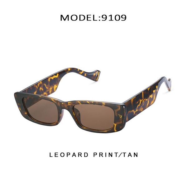 sunglasses small-framed for men and women simple europe america personality street pography glasses 2021, White;black
sunglasses small-framed for men and women simple europe america personality street pography glasses 2021, White;black