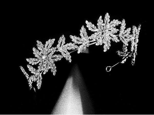 hair clips & barrettes floral leaves headband princess crown hoop rhinestones bridal headdress accessories for bride women bh, Golden;silver
hair clips & barrettes floral leaves headband princess crown hoop rhinestones bridal headdress accessories for bride women bh, Golden;silver