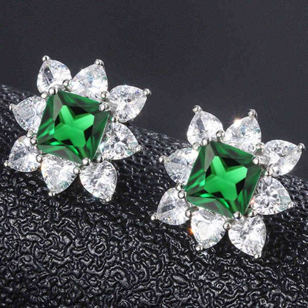 s925 silver needle mosan diamond sunflower earrings female green earrings colored diamond jewelry, Golden;silver
s925 silver needle mosan diamond sunflower earrings female green earrings colored diamond jewelry, Golden;silver